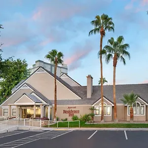 By Marriott Vegas Convention Center מלון