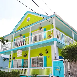 Caribbean House Гостевой дом